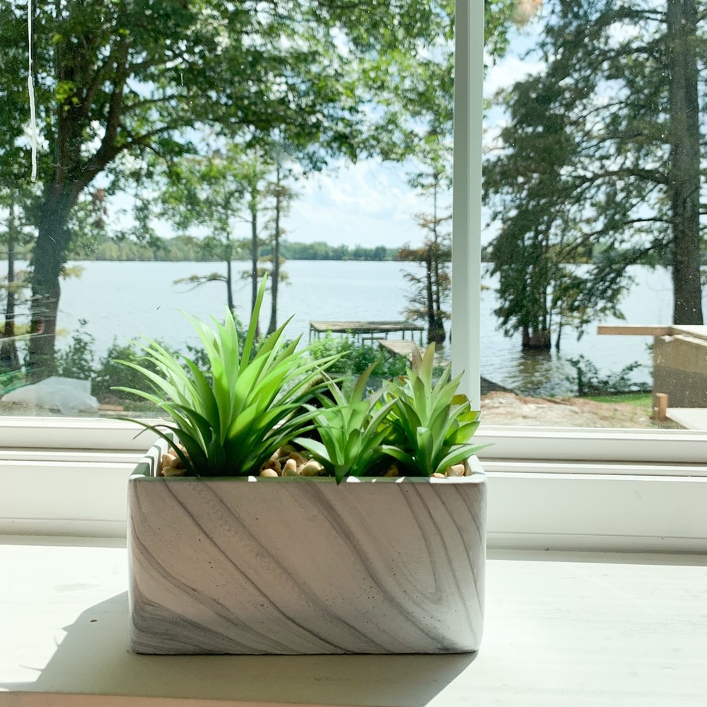 Marble rectangle fake plant